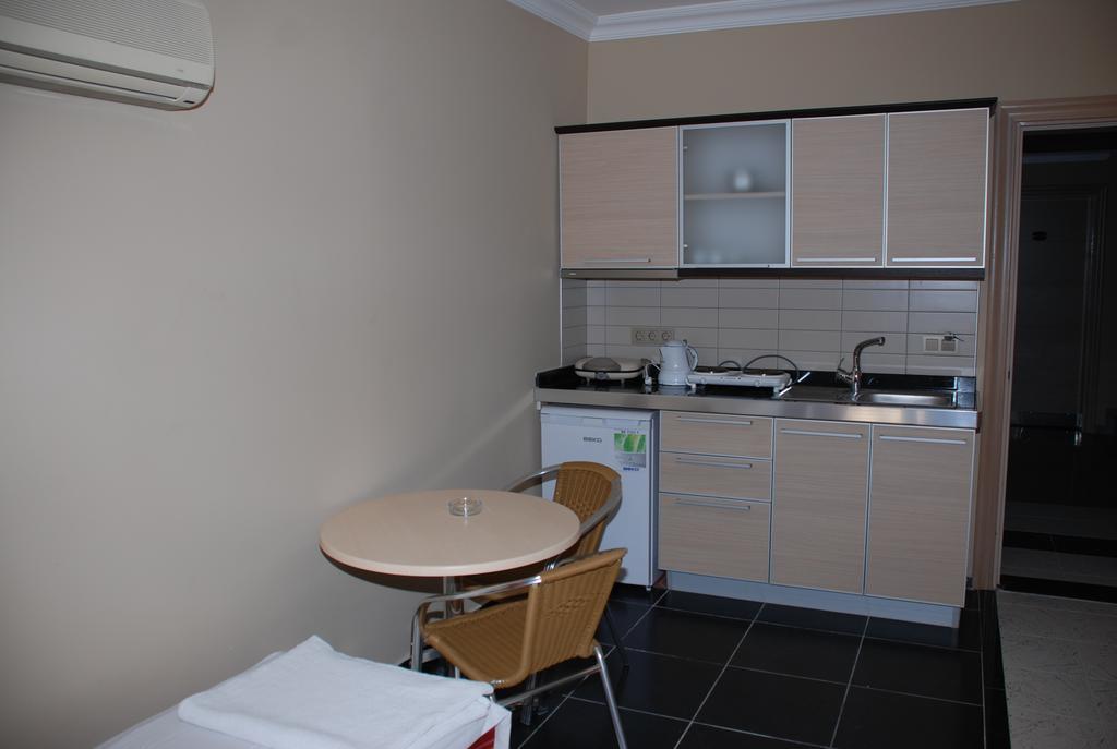 Candan Apart Marmaris Exterior foto
